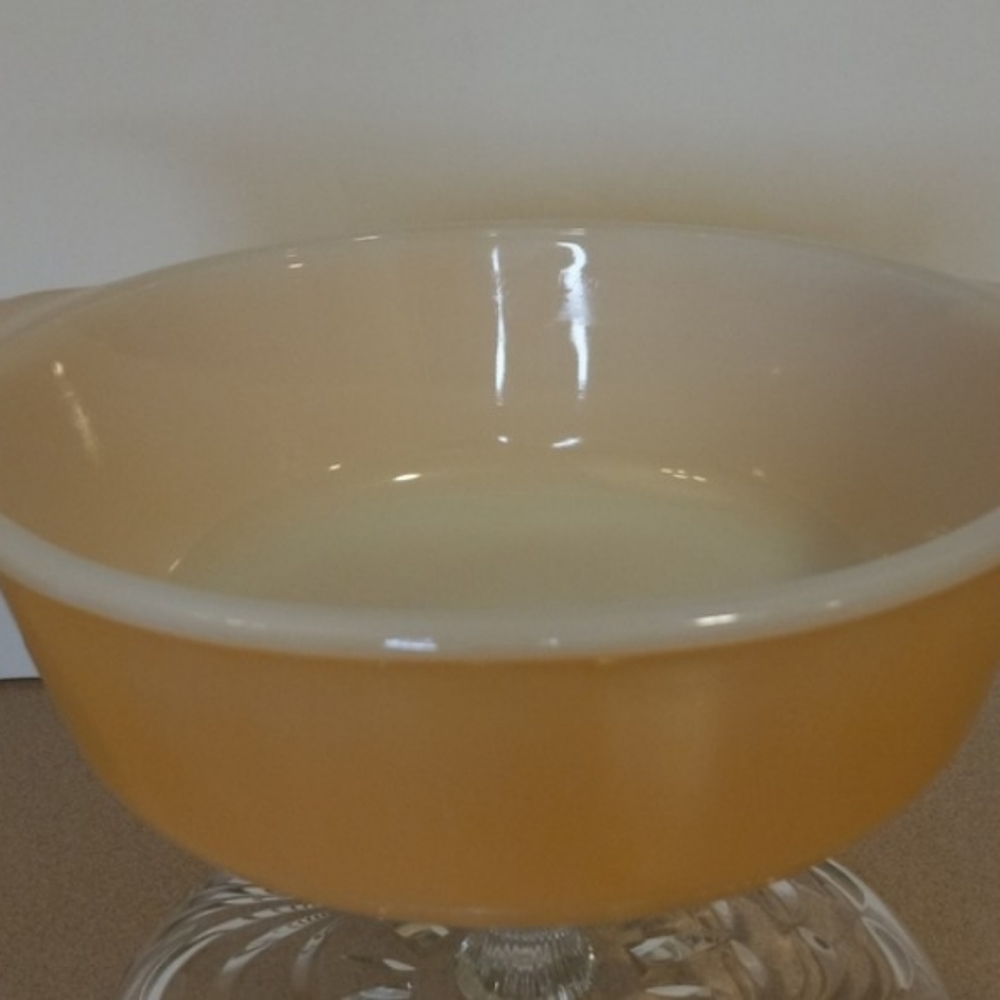 Pyrex Bowl - Picture 5 of 5